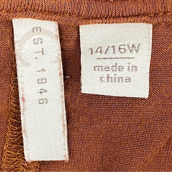 Cato Est 1946 Womens Rust Colored Long Sleeve Crew Neck Blouse Size 14/16W - Picture 7 of 9